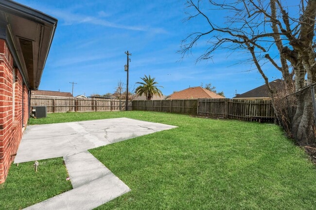 Building Photo - 4114 Fairgreen Ln