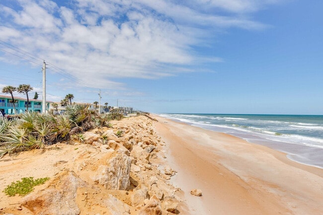 Building Photo - 2750 Ocean Shore Blvd