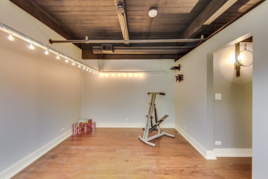 Building Photo - 540 N Lake Shore Dr