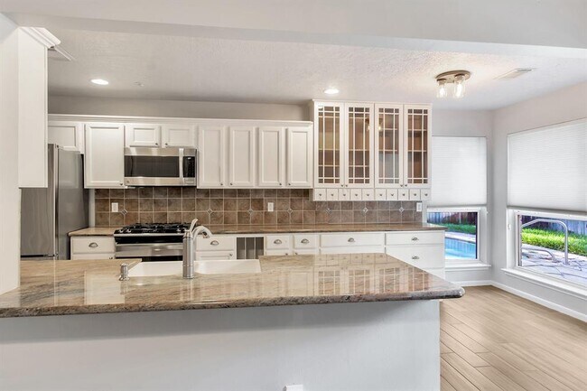 Building Photo - 15 White Bark Pl