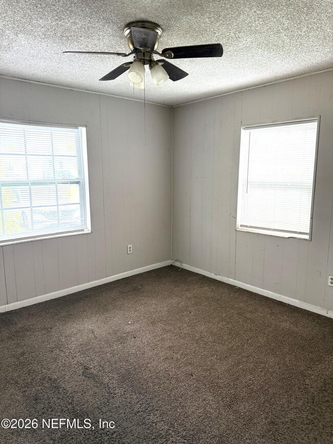 Building Photo - 1043 Seba St