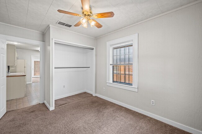 Building Photo - Cozy Home with Bonus Room, Minutes from TTU