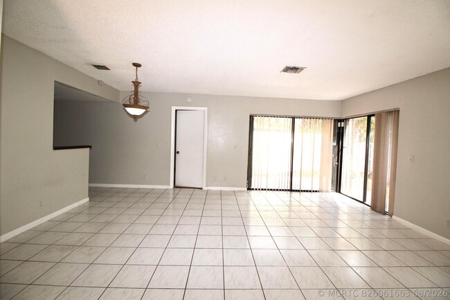 Building Photo - 6287 Scotch Pine Ln