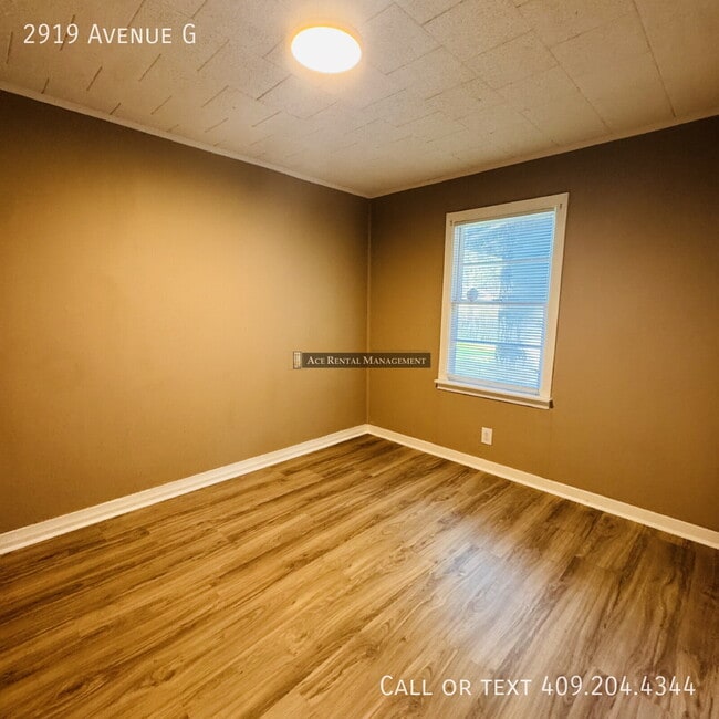 Building Photo - 2919 Avenue G-