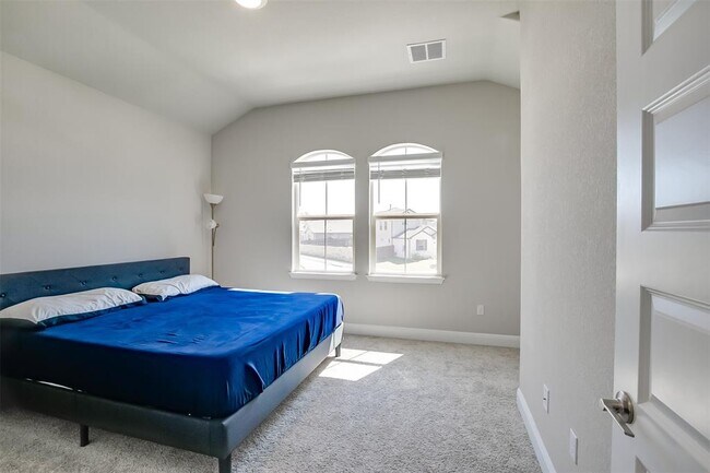 Building Photo - 16701 Casa Anna Dr.