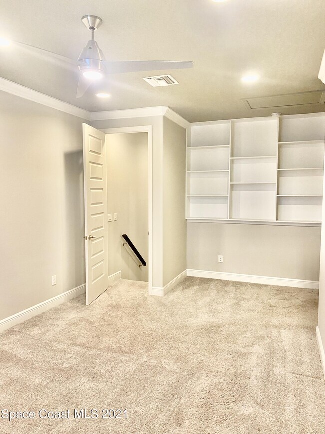 Building Photo - 2715 Vuldarno Ln