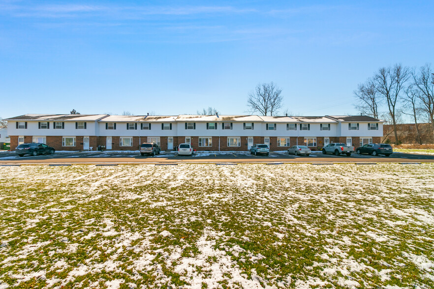 Building Photo - Riverside Place Apartments