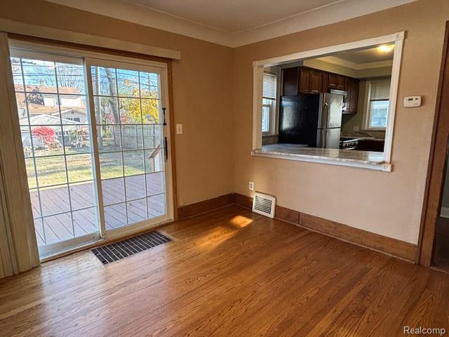 Building Photo - 901 Longfellow Ave