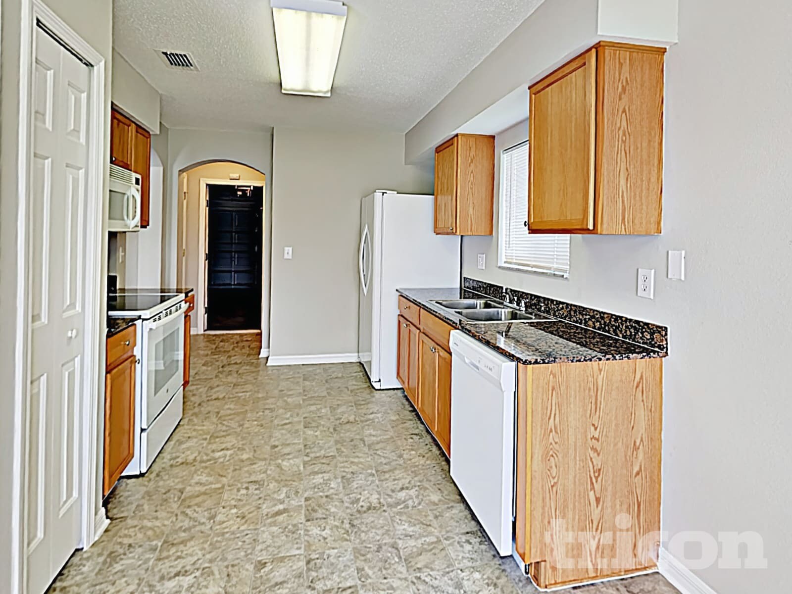 Building Photo - 13130 Fennway Ridge Dr