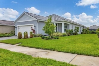 Building Photo - 2617 Star Apple Wy