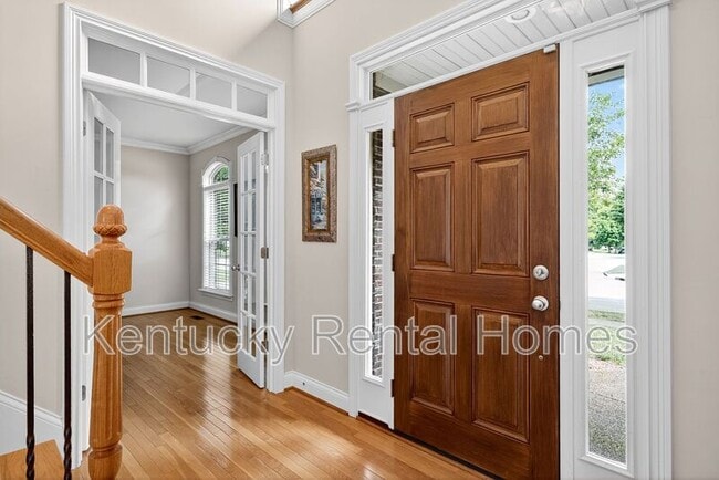 Building Photo - 2137 Roswell Dr
