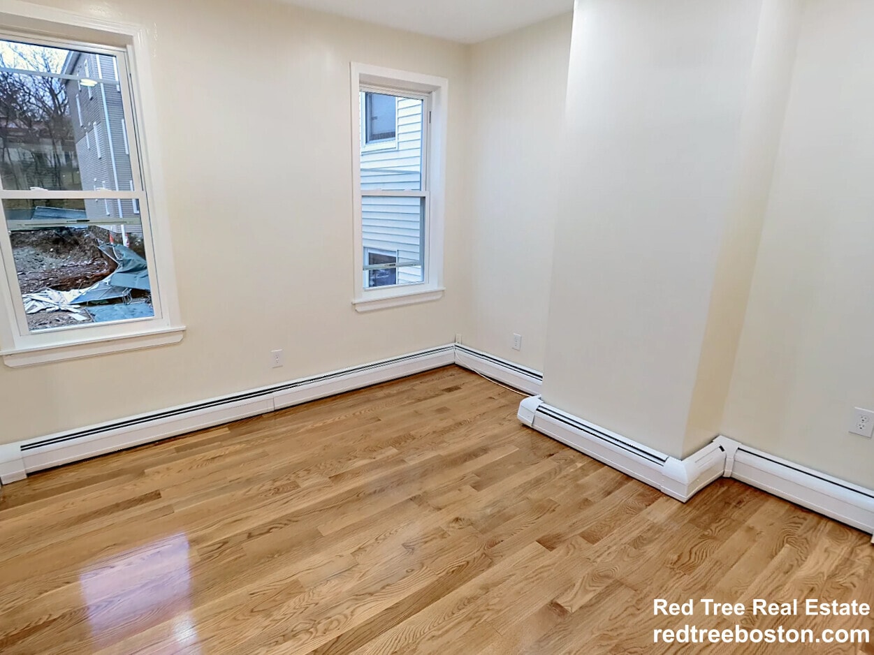 Building Photo - 47 Cameron St