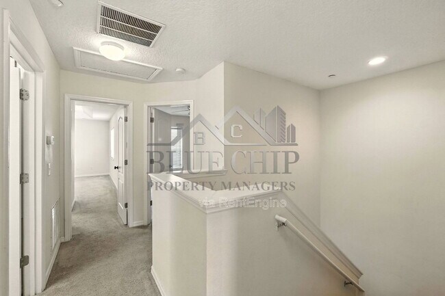 Building Photo - 13800 Golden Russet Dr