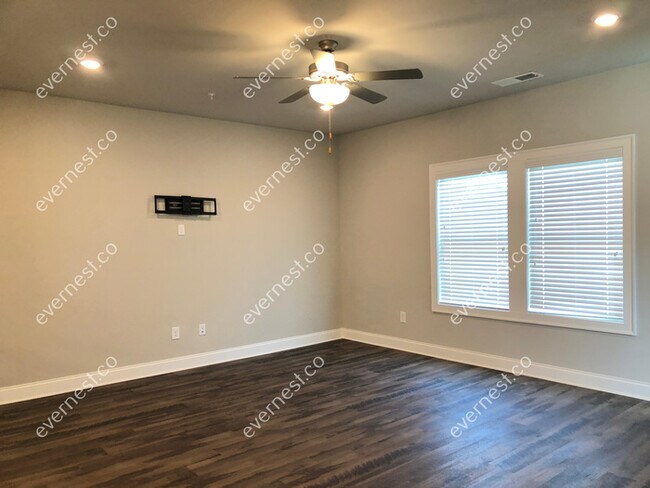 Building Photo - 835 Altamaha Trl