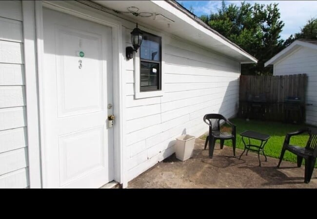 Building Photo - 10834 Cayman Mist Dr