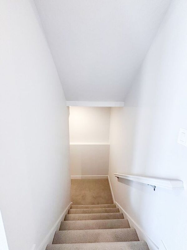 Building Photo - 414 W Snowberry Dr