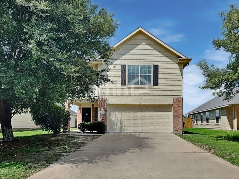 Primary Photo - 22323 Queenbury Hills Dr