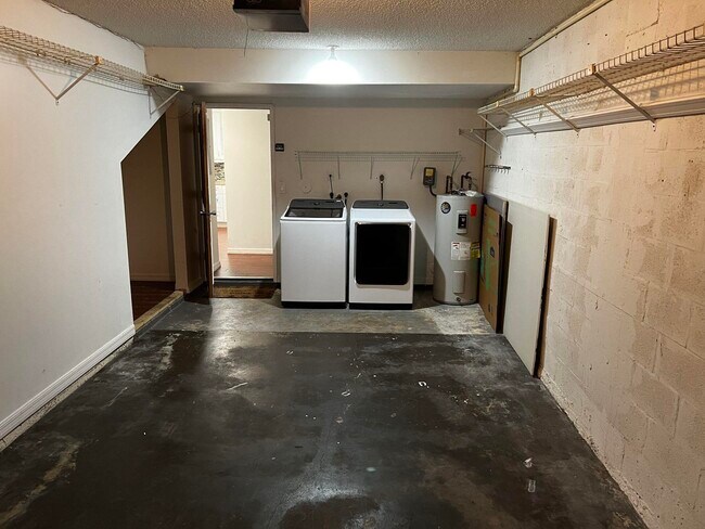 Building Photo - 22342 Thousand Pines Ln