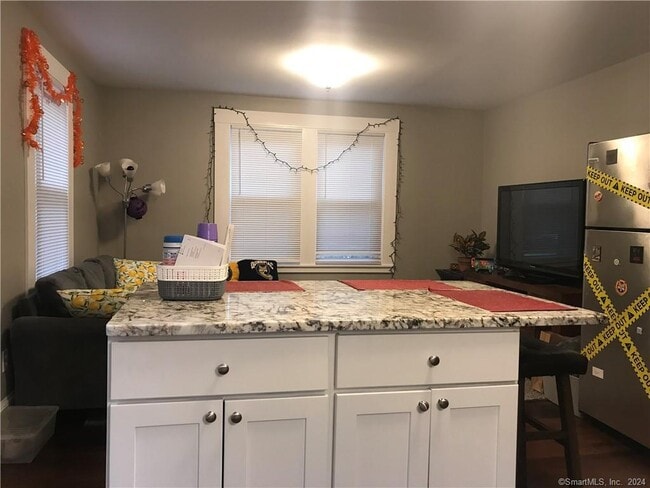 Building Photo - 2677 Dixwell Ave