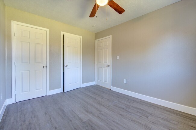 Building Photo - 3020 2nd Ave N