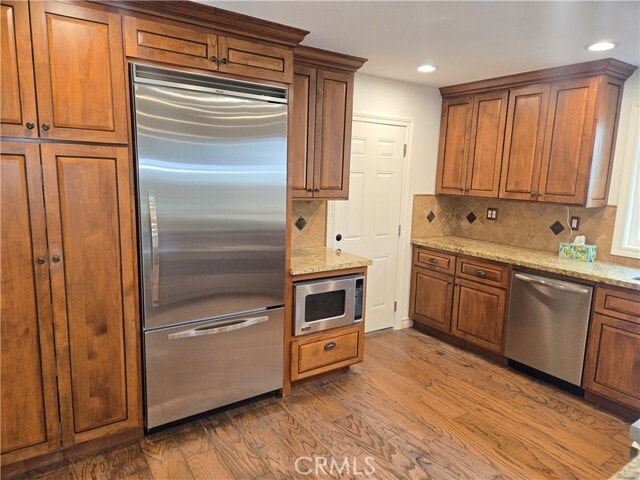 Building Photo - 4640 Hazelnut Ave