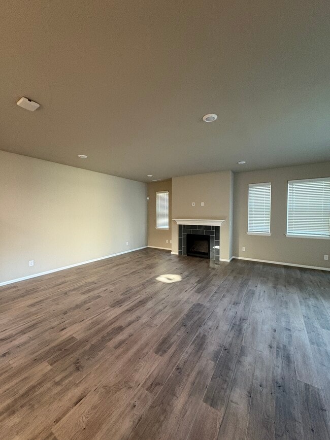 Building Photo - 23417 Naches Peak Ln