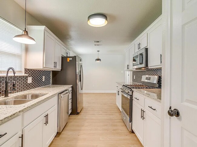 Building Photo - 7825 Standley St