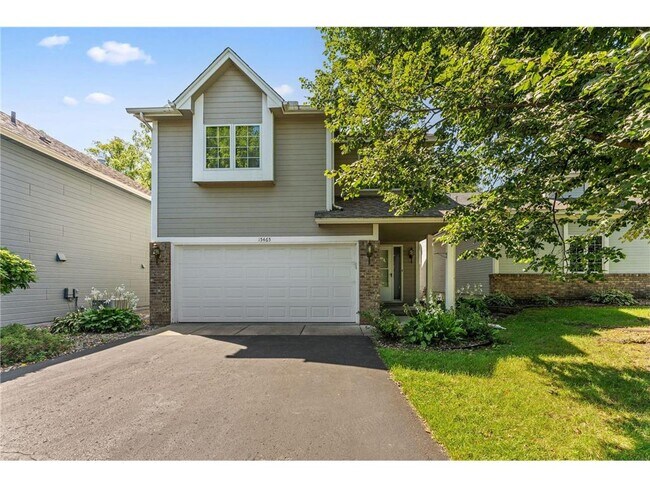 Primary Photo - 15465 Sussex Dr