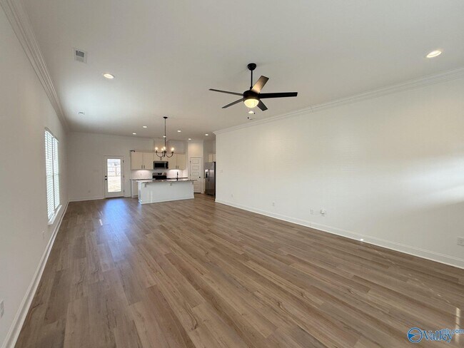 Building Photo - 24057 Quints Dr