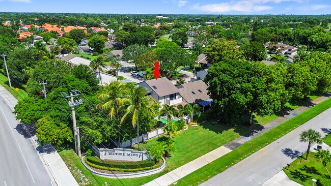 Building Photo - 13400 Bedford Mews Ct
