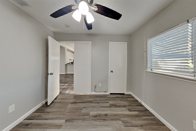 Building Photo - 2203 Wheathall Camp Ln