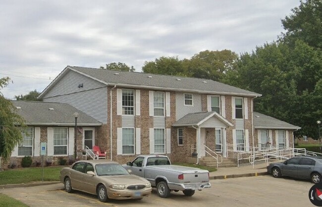 Building Photo - 203 Division St