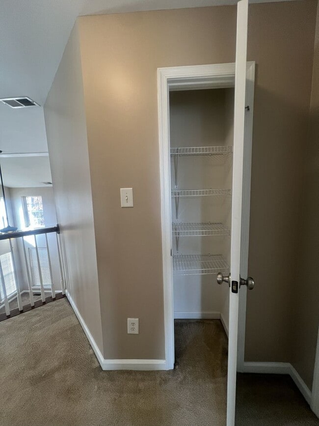 Building Photo - 13600 Warwick Longbay Dr