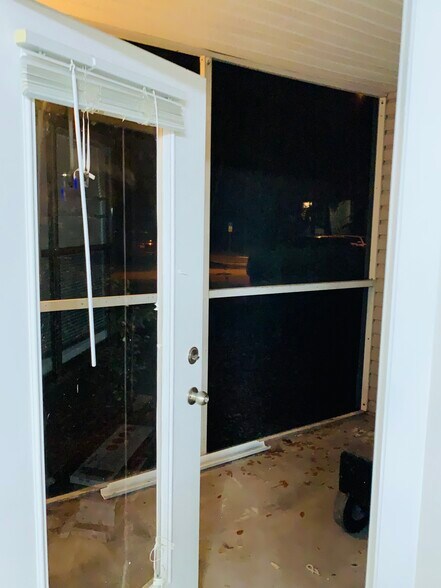 Screened Patio - 715 Sugar Bay Way