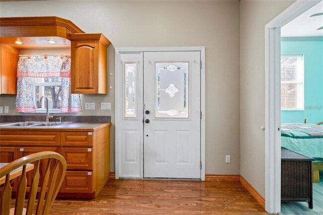 Building Photo - 6131 Central Ave