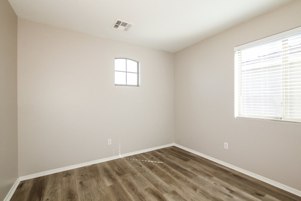 Building Photo - 17378 W Holland Ln