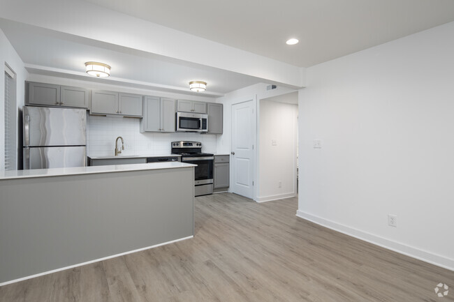 1BR, 1BA - 700SF - Caribou Apartments