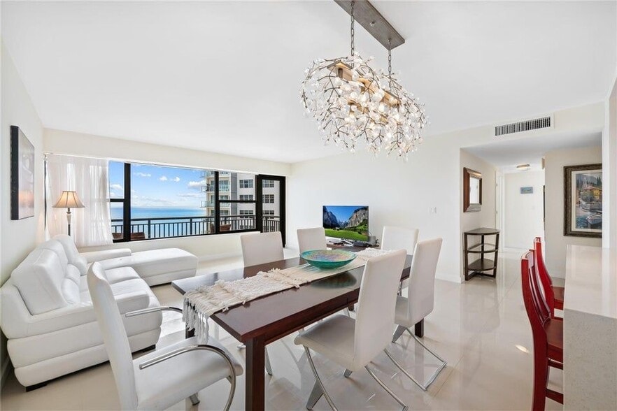 Building Photo - 3800 Galt Ocean Dr