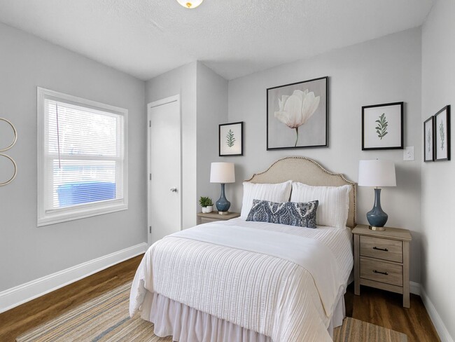 Building Photo - Spacious 4 Bed,1 Bath Home in Kansas City