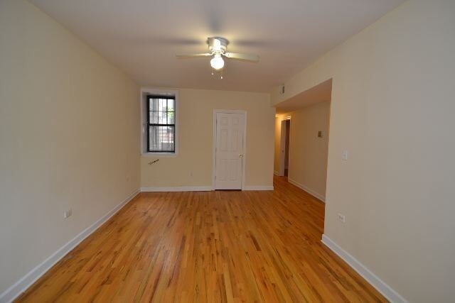 Building Photo - 632 W Oakdale Ave
