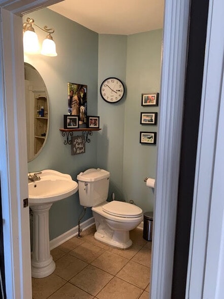 Bath - 1029 N Washington St