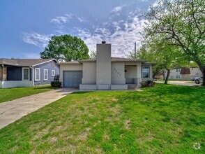 Building Photo - 3237 Olive Pl