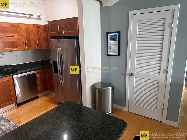 Building Photo - 210 South St