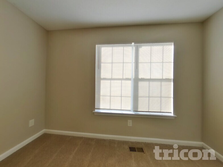 Building Photo - 2218 Alyssa Ct