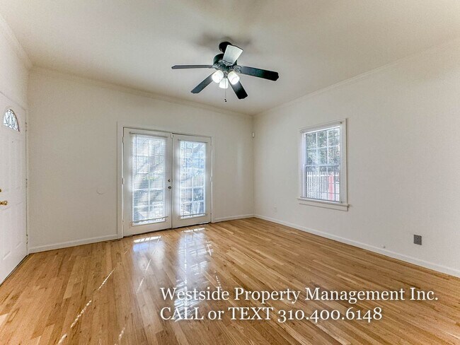 Building Photo - 1435 N Las Palmas Ave