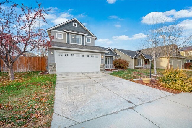 Building Photo - 3685 S Creekwood Way