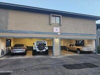 Building Photo - 286 W Palomino Dr