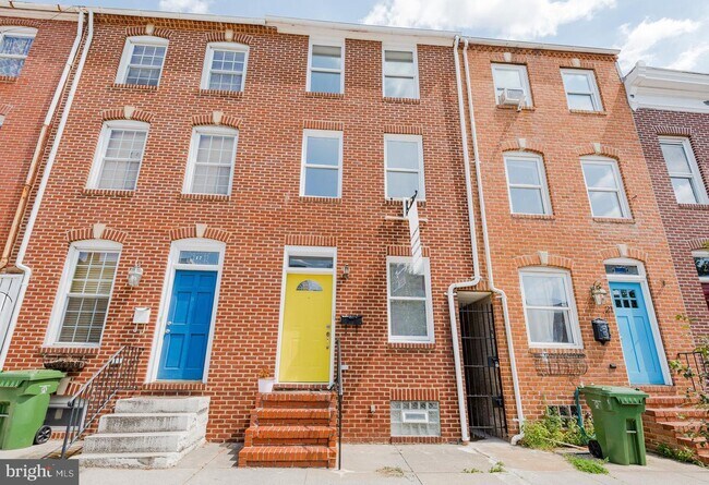 Primary Photo - 19 S Ann St