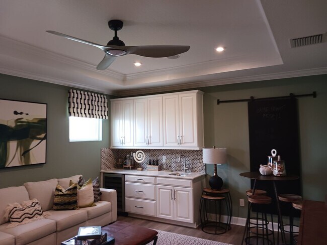 Building Photo - Here is your chance to live in Model Home!...
