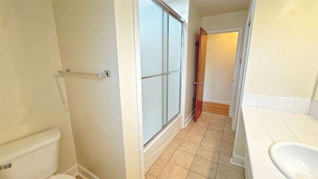 Building Photo - Comfortable 3 BD | 2 BA - Cedar Hills Neighborhood